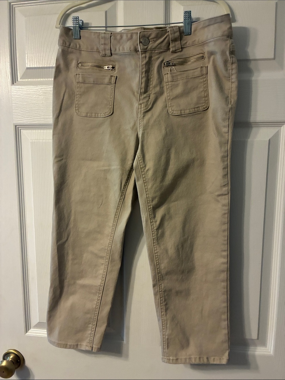 Women’s Denim Cropped Khaki Ankle Jeans with Front Zip Pockets